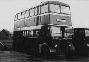 Buses_HB6641_Garage_2.JPG (74421 bytes)