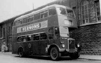 Buses_HB7288_OutsideTheMarket_Graham Street2.JPG (128940 bytes)