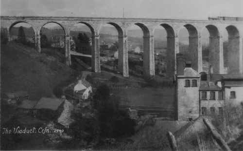 CefnCoed_Viaduct_.JPG (86652 bytes)