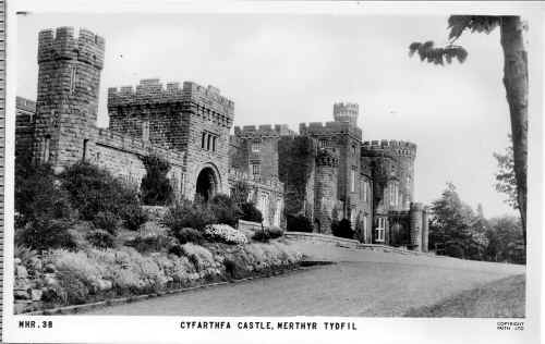 CyfarthfaCastle_2.JPG (198347 bytes)