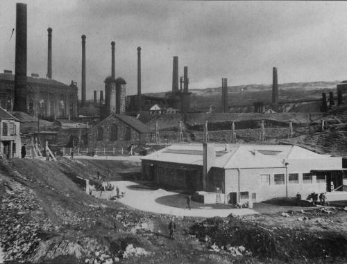 Dowlais_BuildingTheButtonFactory.JPG (122905 bytes)