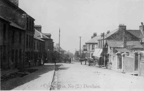 Dowlais_CaeharrisHighStreet_2.JPG (135732 bytes)