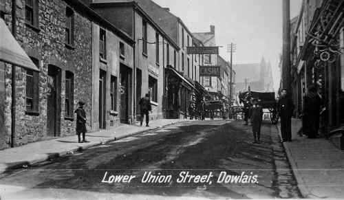 Dowlais_LowerUnionStreet.JPG (188777 bytes)