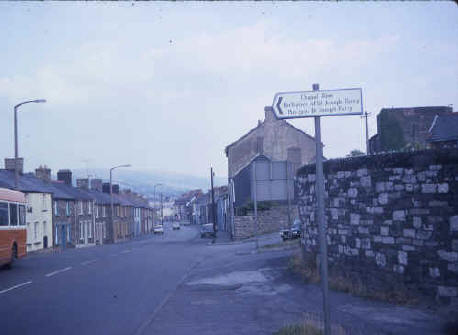 MerthyrTydfil_Georgetown_NantygwenithStreet_1972.JPG (91650 bytes)