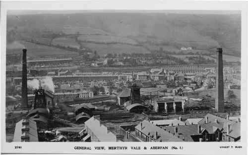 MerthyrVale&Aberfan_GeneralView_ETBush2741_MrsThomas.JPG (184547 bytes)