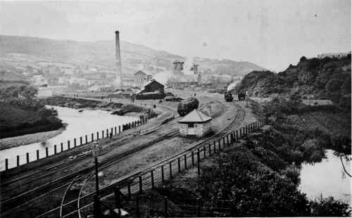 MerthyrVale_Colliery_1900.JPG (112910 bytes)