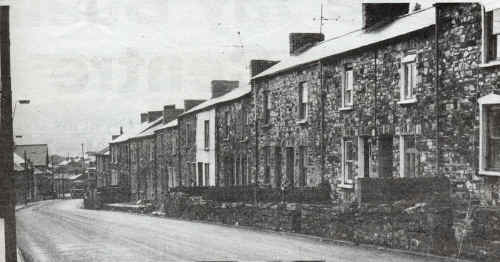 Penydarren_HighStreet_2.JPG (113810 bytes)