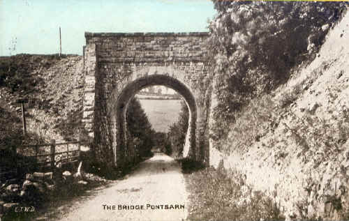 PontsarnBridge.jpg (152617 bytes)