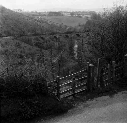 Pontsarn_Viaduct_2-1967.JPG (243783 bytes)