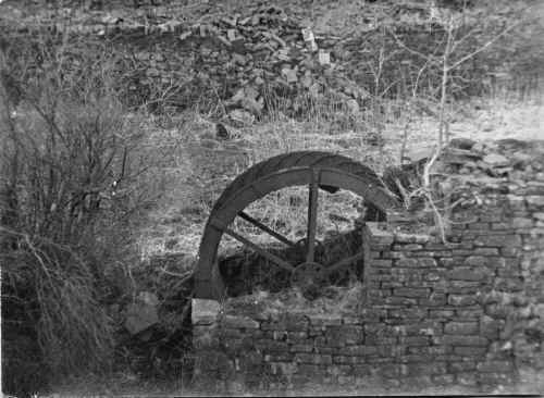 Torpantau_WaterWheel.JPG (192461 bytes)