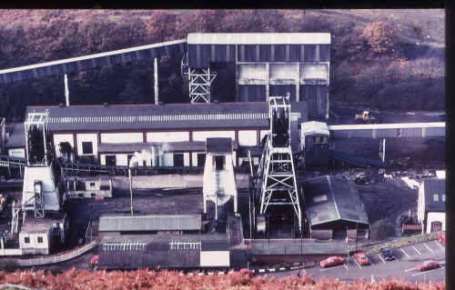 taffMerthyrColliery_FromTopRoad.JPG (160663 bytes)